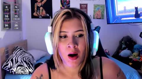 Snapshot of stephany_uwu chatting on February 21, 3:56 am Stephany independient model online show from February 21, 3:56 am