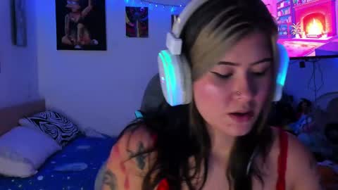 Snapshot of stephany_uwu chatting on February 10, 1:03 am Stephany independient model online show from February 10, 1:03 am