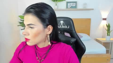 Snapshot of stephanya_ chatting on February 4, 12:11 pm S T E P H A N Y A online show from February 4, 12:11 pm