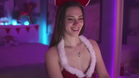 stephie0404 online show from December 8, 8:25 pm