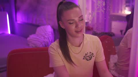 stephie0404 online show from January 11, 9:36 pm