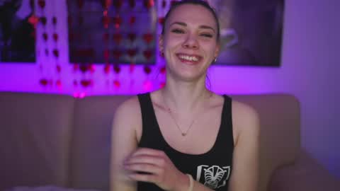 stephie0404 online show from February 17, 10:38 pm