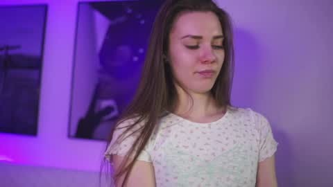 stephie0404 online show from February 8, 11:34 pm