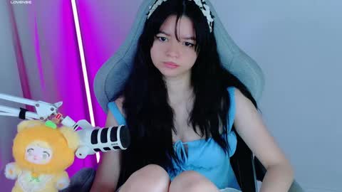 Snapshot of stephybrown chatting on September 13, 12:13 am stephy online show from September 13, 12:13 am