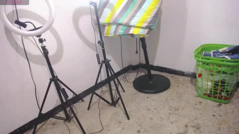 Angie mature online show from January 9, 2:01 am