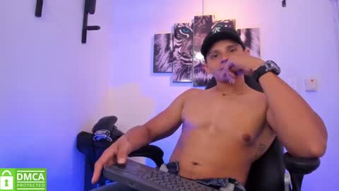 STIVEN online show from February 13, 6:59 pm