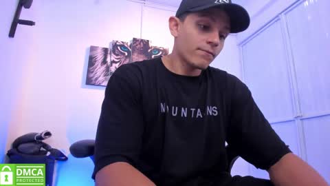 STIVEN online show from February 22, 7:03 pm