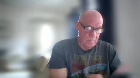 stevejons47 online show from April 27, 8:17 pm