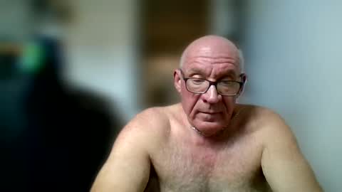 stevejons47 online show from September 9, 4:18 pm