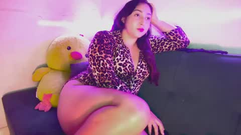 steven and jade online show from May 4, 5:36 am