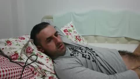 Snapshot of stevenpit chatting on February 11, 8:10 pm stevenpit online show from February 11, 8:10 pm