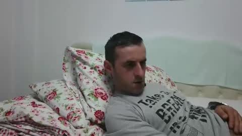 Snapshot of stevenpit chatting on February 16, 8:22 pm stevenpit online show from February 16, 8:22 pm