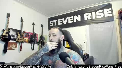 Snapshot of stevenrisenyc chatting on September 14, 2:25 am StevenRiseNYC online show from September 14, 2:25 am