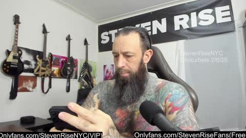 Snapshot of stevenrisenyc chatting on February 7, 1:01 pm StevenRiseNYC online show from February 7, 1:01 pm