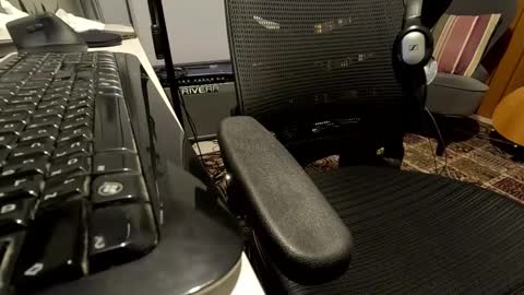 stevie_grey online show from October 21, 7:17 pm