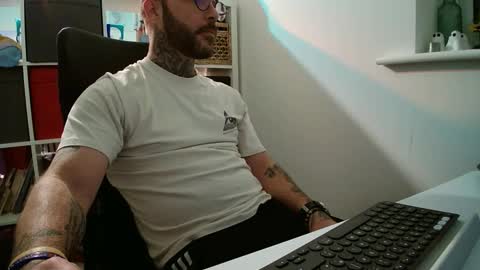 stevie_rae online show from November 10, 8:55 pm