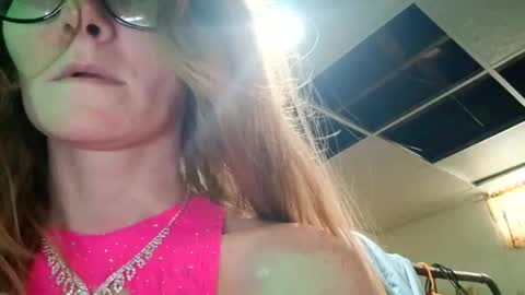 stickyredfunsize online show from November 2, 5:57 pm