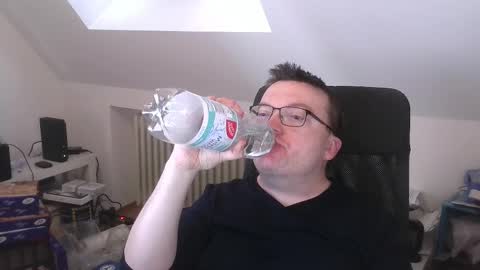 Oliver online show from April 9, 6:41 am