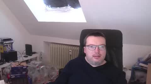 Oliver online show from March 7, 9:42 am