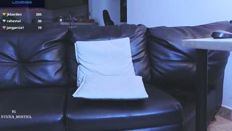 Stiven Montiel online show from February 7, 4:06 am