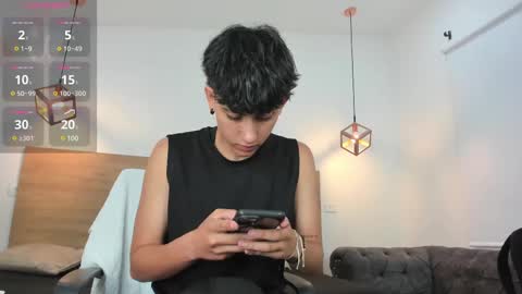 Snapshot of stivenbenet1 chatting on February 22, 12:51 pm stivenbenet1 online show from February 22, 12:51 pm