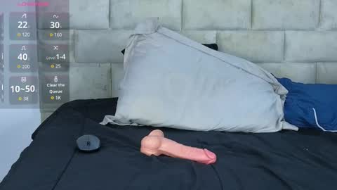 stivenbenet1 online show from September 26, 3:42 pm