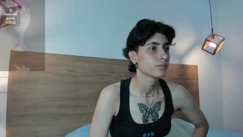 Snapshot of stivenbenet1 chatting on January 19, 12:39 pm stivenbenet1 online show from January 19, 12:39 pm