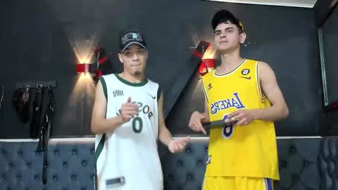 friends online show from November 27, 4:53 am