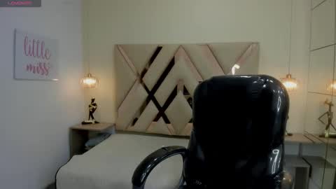 Stiwen online show from March 21, 4:44 pm