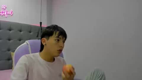 Stiwen online show from September 23, 4:34 pm