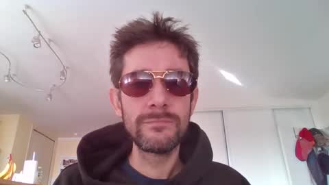 Julien9477 online show from November 13, 9:45 am