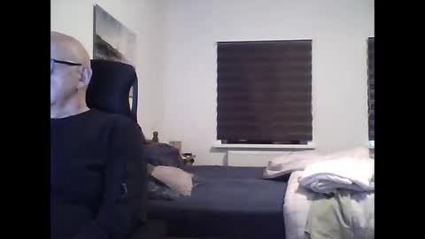 Snapshot of stoertebeker1958 chatting on October 16, 3:33 pm stoertebeker1958 online show from October 16, 3:33 pm
