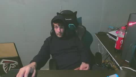 Snapshot of stonedpanda77 chatting on December 30, 5:04 am stonedpanda77 online show from December 30, 5:04 am