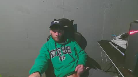 Snapshot of stonedpanda77 chatting on January 12, 5:03 am stonedpanda77 online show from January 12, 5:03 am