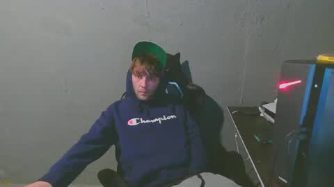 Snapshot of stonedpanda77 chatting on February 2, 6:36 am stonedpanda77 online show from February 2, 6:36 am