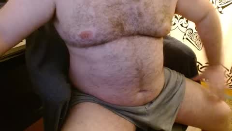 Stonerbear42 online show from March 12, 9:57 am