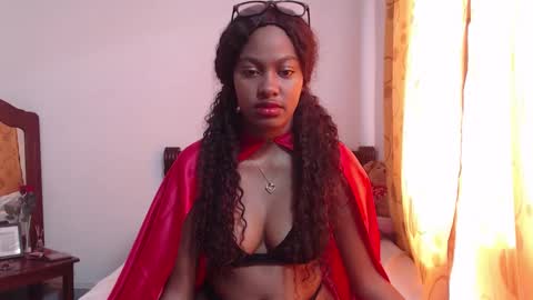 Sweety Stormi  online show from October 31, 7:47 pm