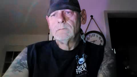 stormynorm14 online show from October 12, 10:41 am