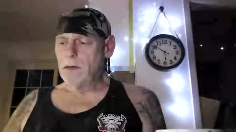 stormynorm14 online show from December 24, 10:49 pm