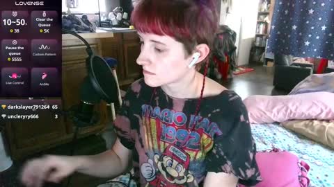 Snapshot of stormythunder chatting on February 26, 7:53 pm Stormythunder online show from February 26, 7:53 pm