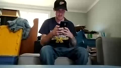 Snapshot of str33twyz3 chatting on October 11, 4:32 pm Streetwyze online show from October 11, 4:32 pm