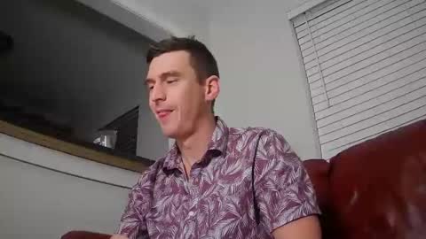 Snapshot of str8stuntcox chatting on December 25, 5:48 am Str8StuntCox online show from December 25, 5:48 am