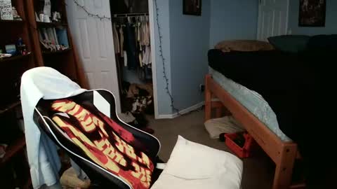 str8whiteboy21 online show from February 4, 5:53 am