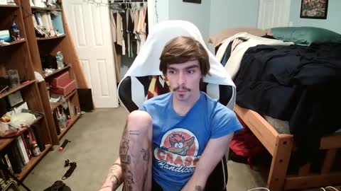 str8whiteboy21 online show from February 11, 7:05 pm