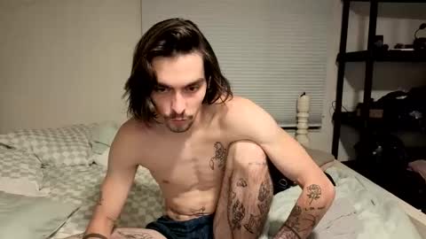 str8whiteboy21 online show from April 10, 5:13 am