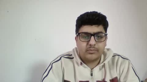 straight22222 online show from February 3, 8:02 am