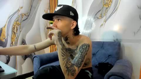 Snapshot of straightboy_nick chatting on September 20, 6:05 am NICK online show from September 20, 6:05 am