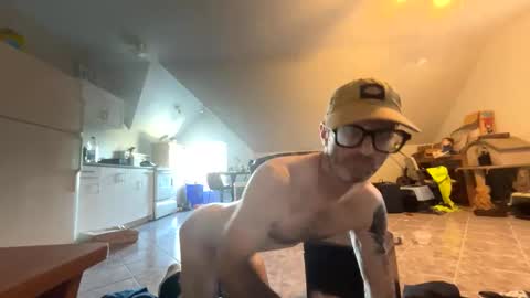 straightexhibitionistforcocks online show from November 28, 2:13 pm