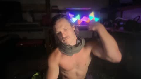 Cowboy Zuhly online show from June 3, 8:06 am