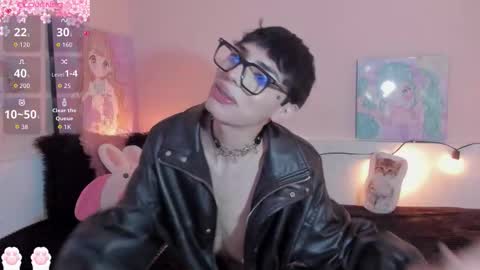 strawberry_kitty_ online show from January 19, 4:55 am